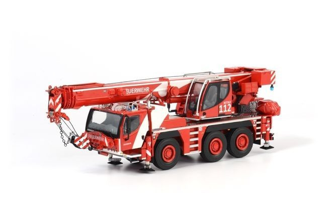 Liebherr LTM 1050 Red